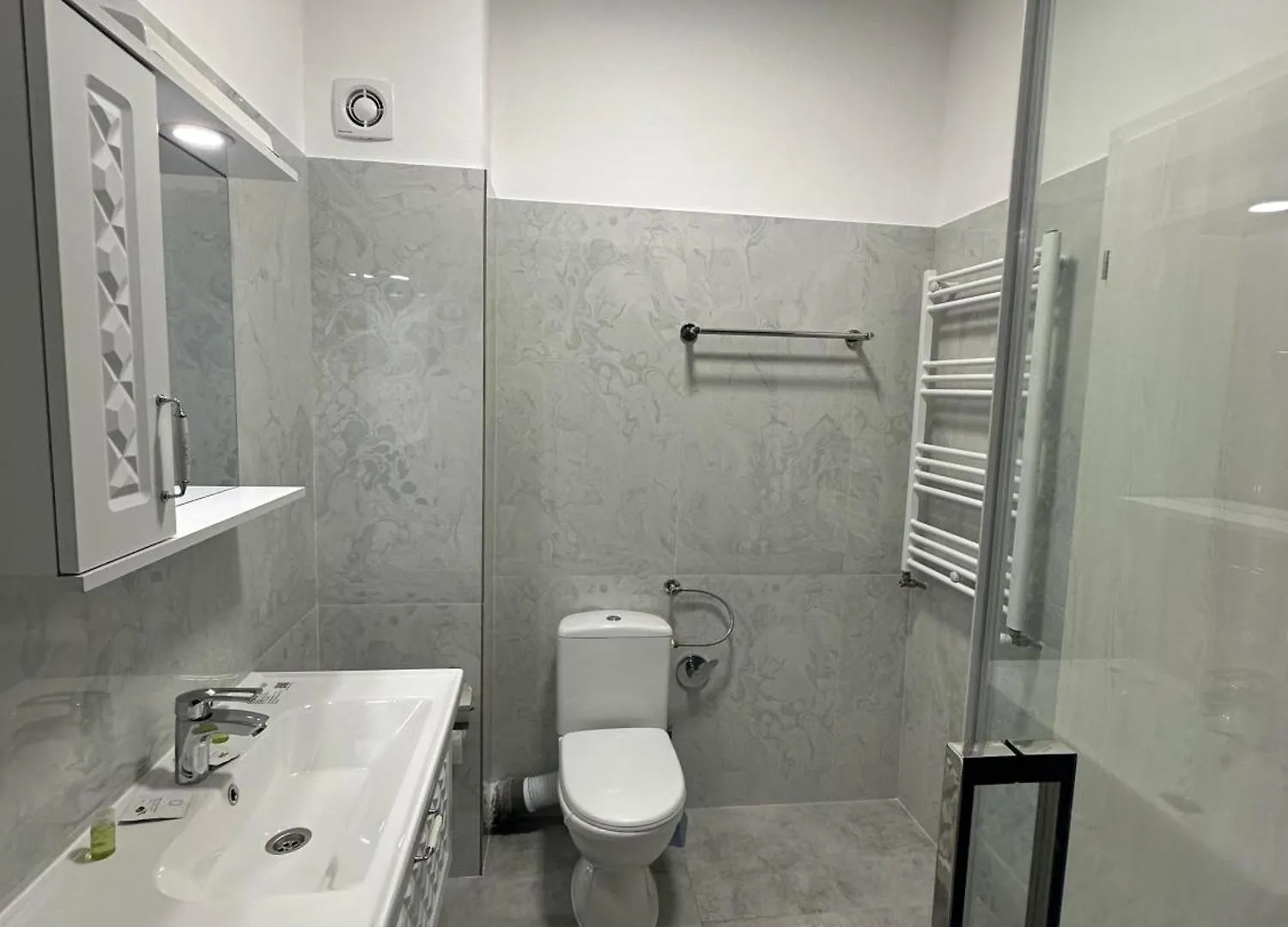 בוקרשט In Apart Hotel רומניה